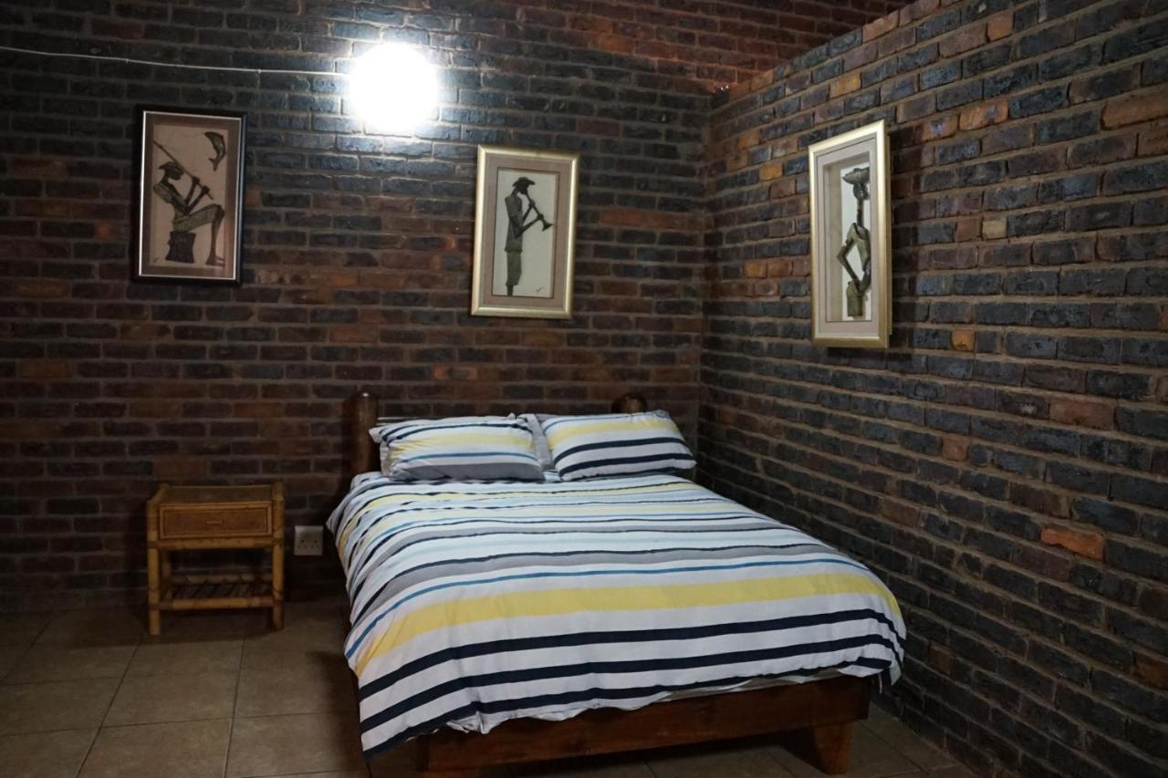 Kwele Game Lodge Beauty Extérieur photo