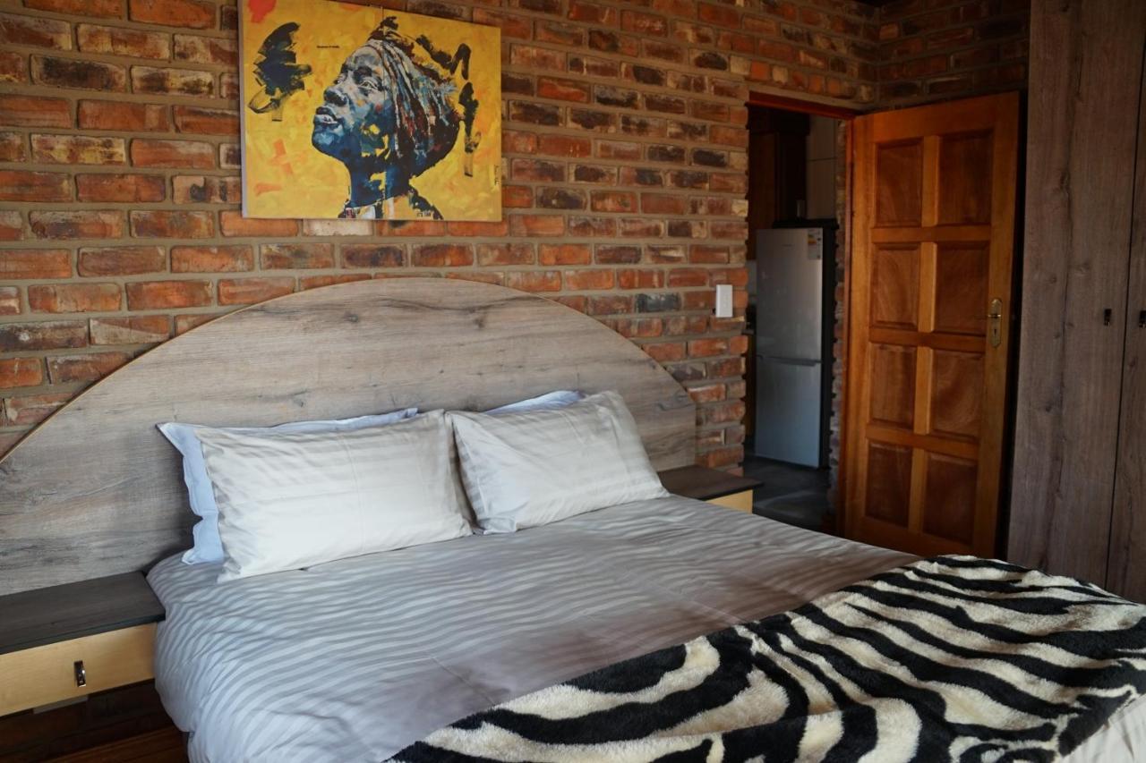 Kwele Game Lodge Beauty Extérieur photo
