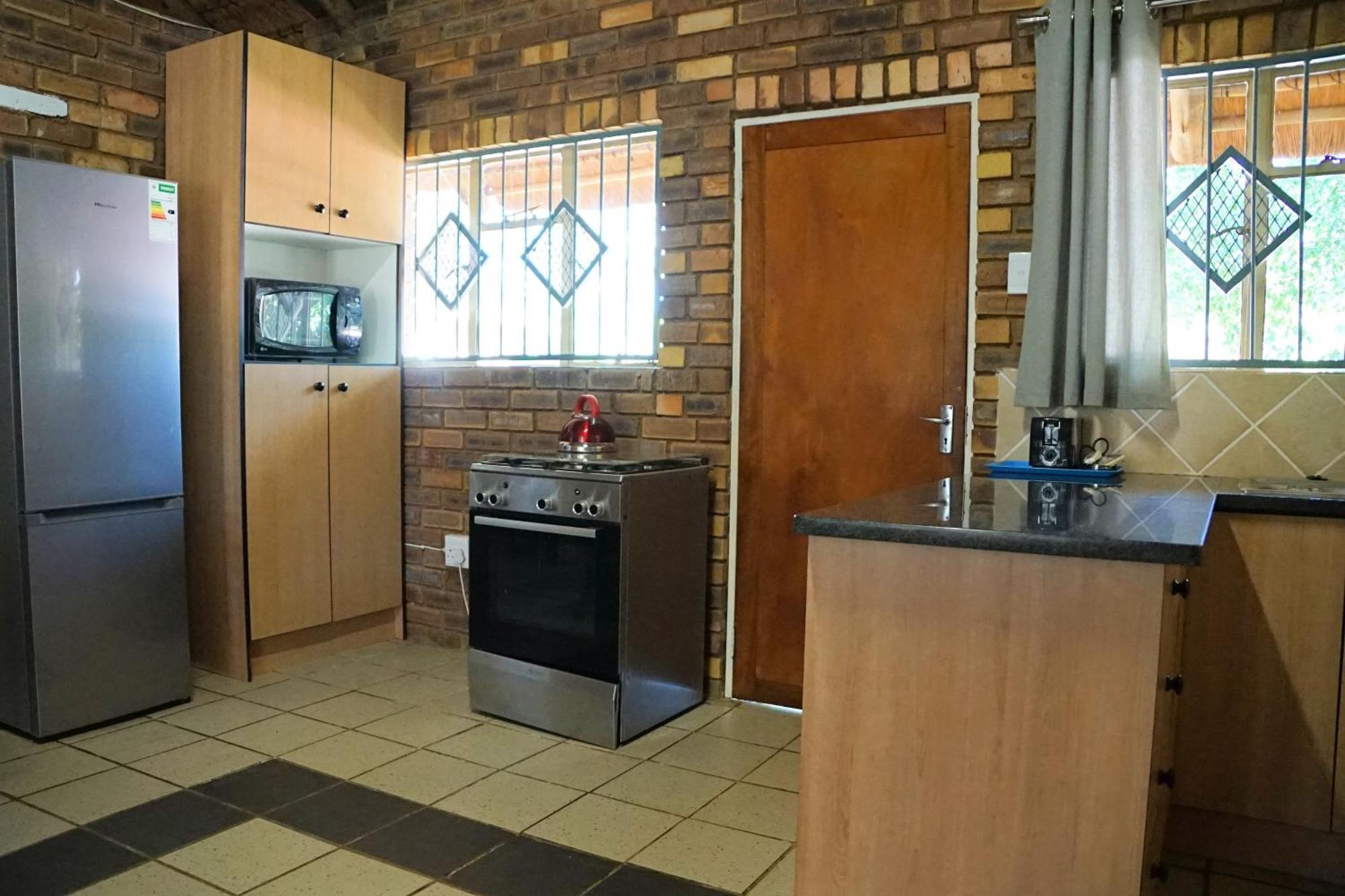 Kwele Game Lodge Beauty Extérieur photo